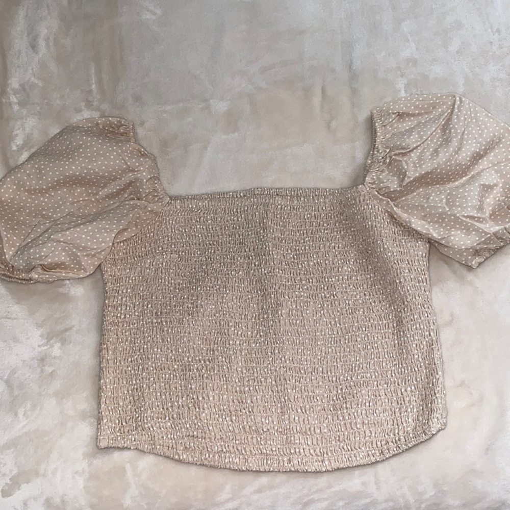 Abercrombie and Fitch Women’s Off the Shoulder Top